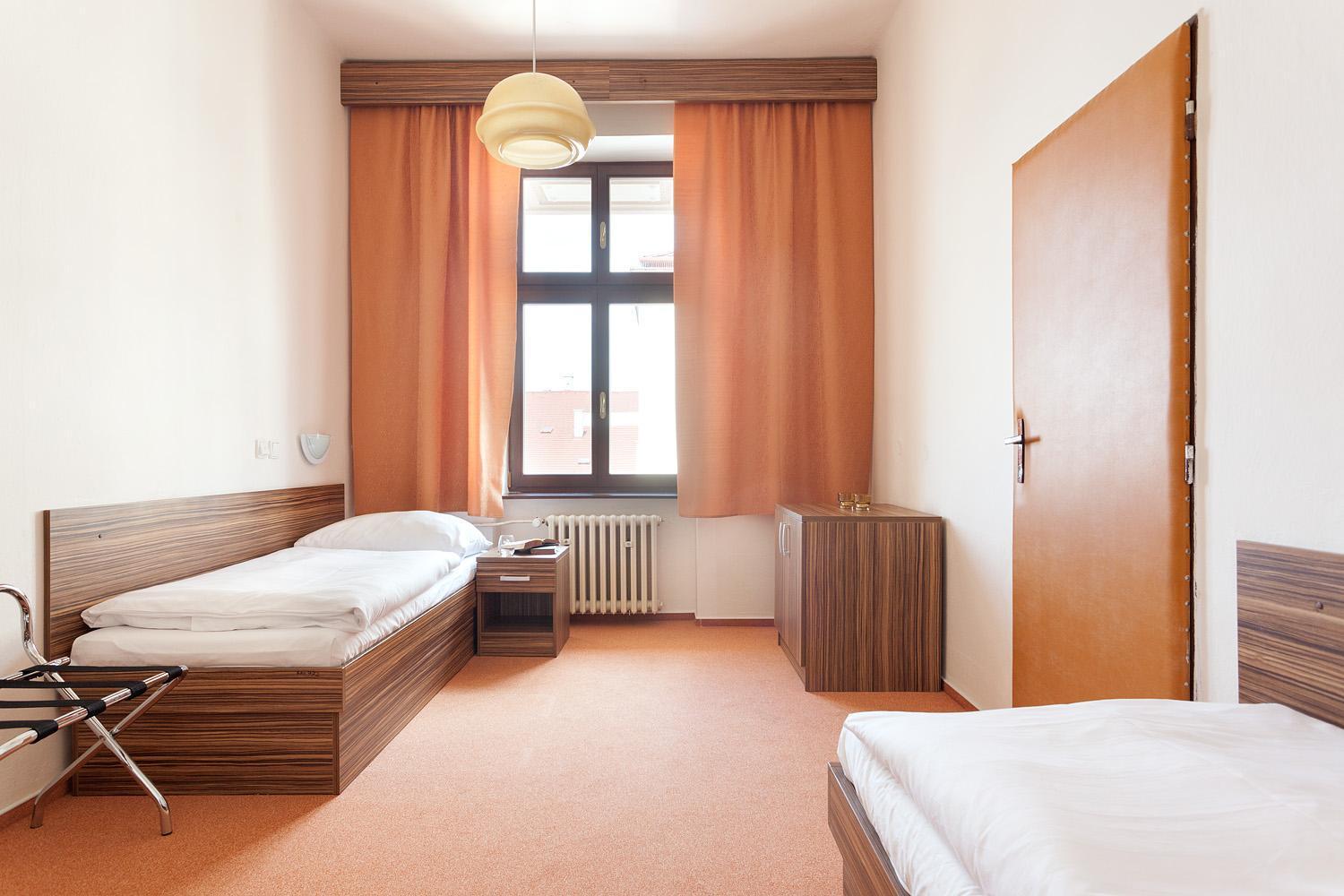 B&B Hotel Praha Novy Jicin Phòng bức ảnh